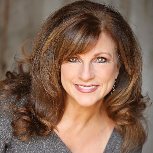 Land Listing Agent Photo