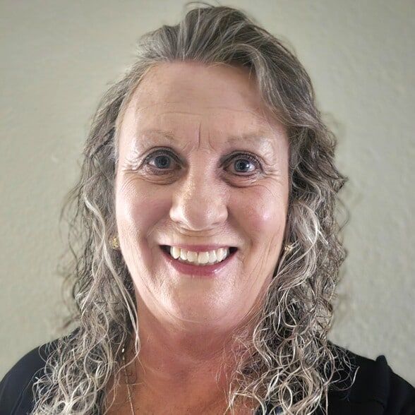 Land Listing Agent Photo