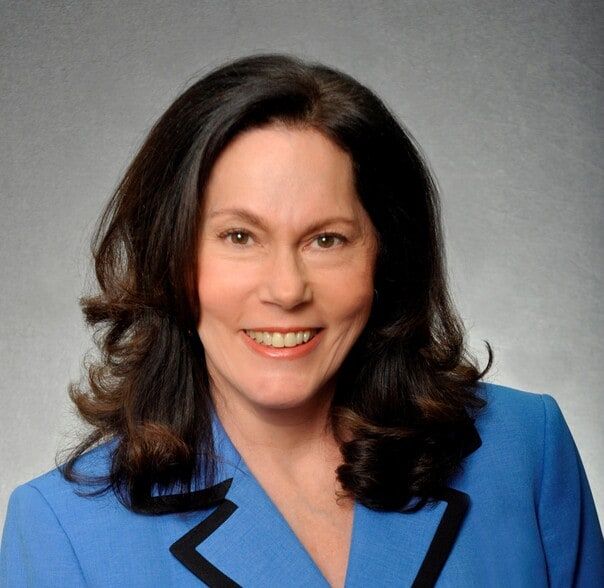 Land Listing Agent Photo