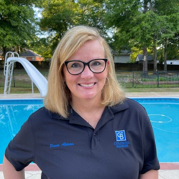 Land Listing Agent Photo