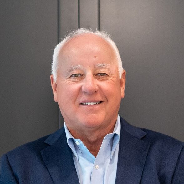 Land Listing Agent Photo