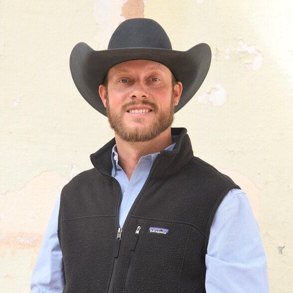 Land Listing Agent Photo