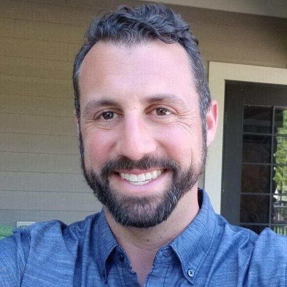 Land Listing Agent Photo