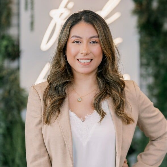 Land Listing Agent Photo