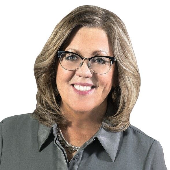 Land Listing Agent Photo