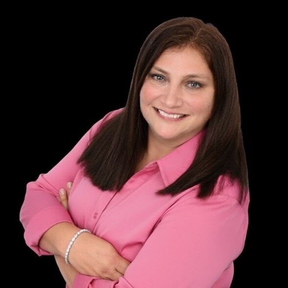 Land Listing Agent Photo