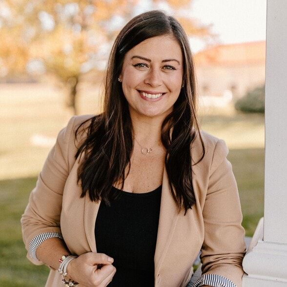 Land Listing Agent Photo