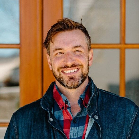 Land Listing Agent Photo