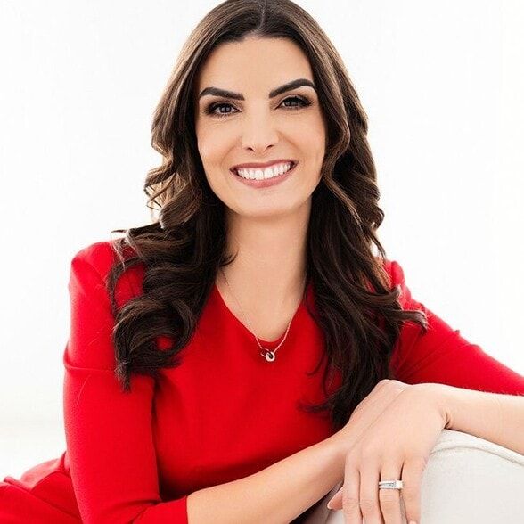 Land Listing Agent Photo