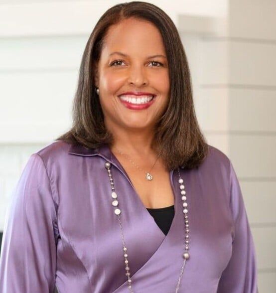 Land Listing Agent Photo