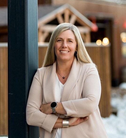 Land Listing Agent Photo