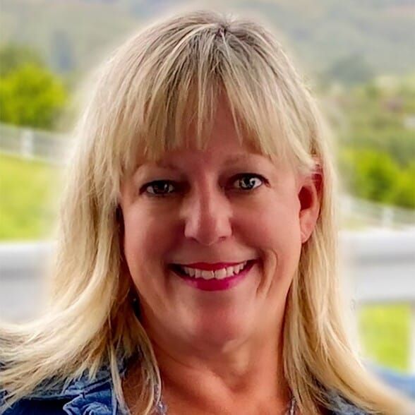 Land Listing Agent Photo