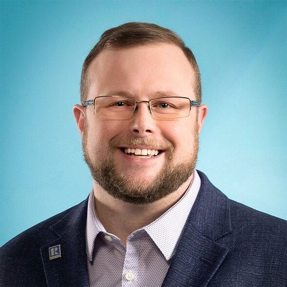 Land Listing Agent Photo