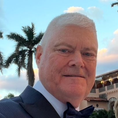 Land Listing Agent Photo