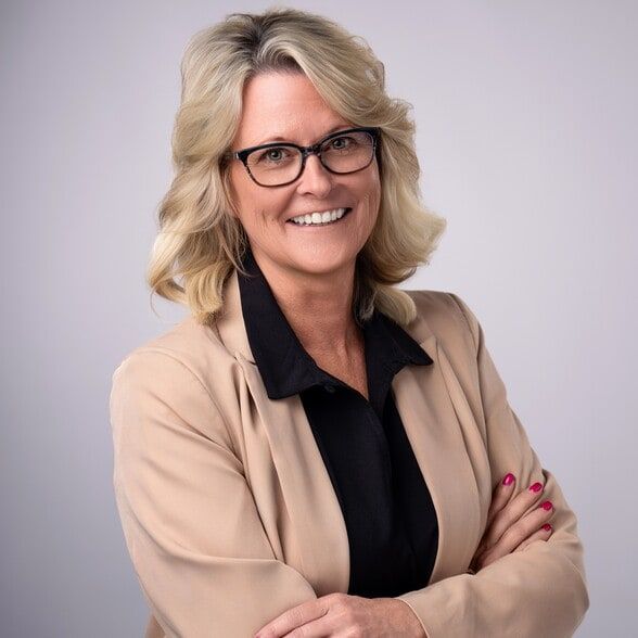 Land Listing Agent Photo