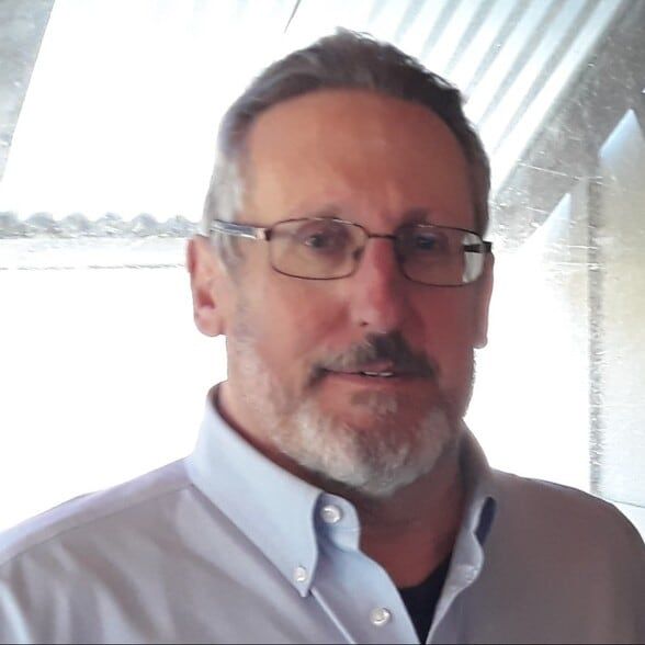 Land Listing Agent Photo