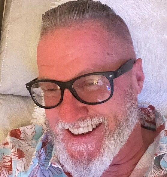 Land Listing Agent Photo