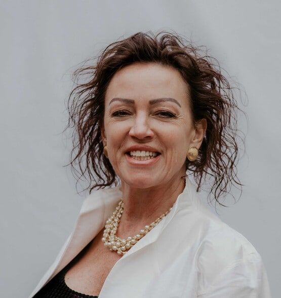 Land Listing Agent Photo