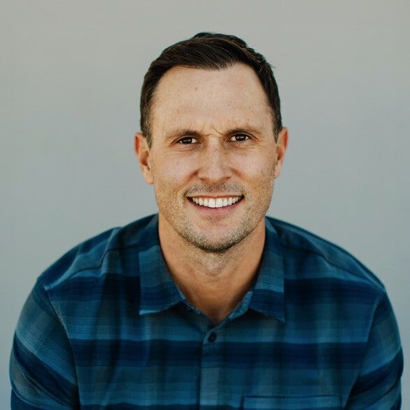 Land Listing Agent Photo