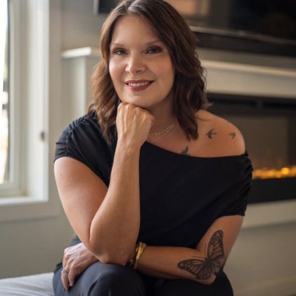 Land Listing Agent Photo