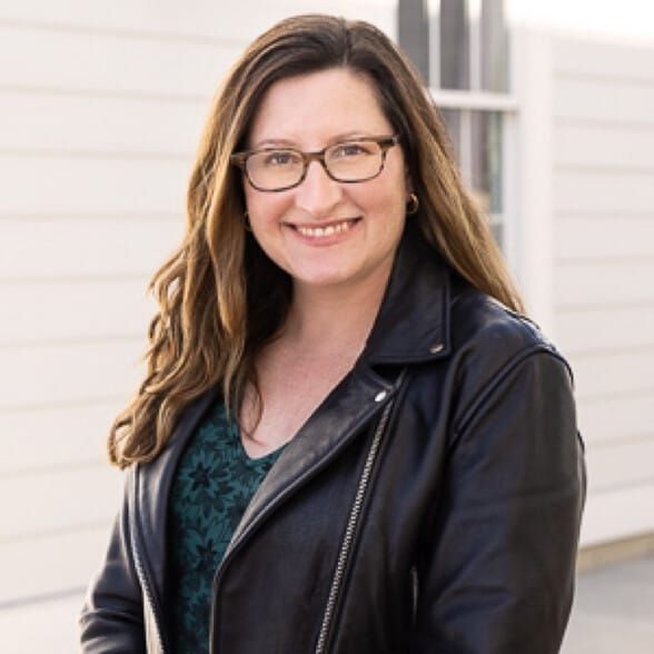 Land Listing Agent Photo