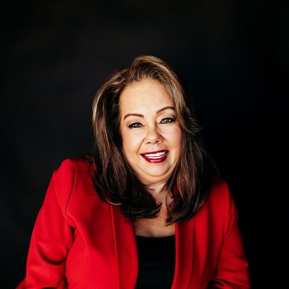 Land Listing Agent Photo