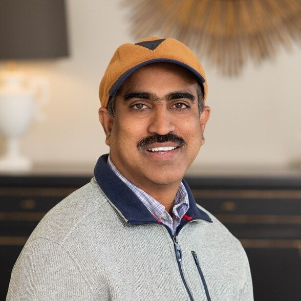 Land Listing Agent Photo