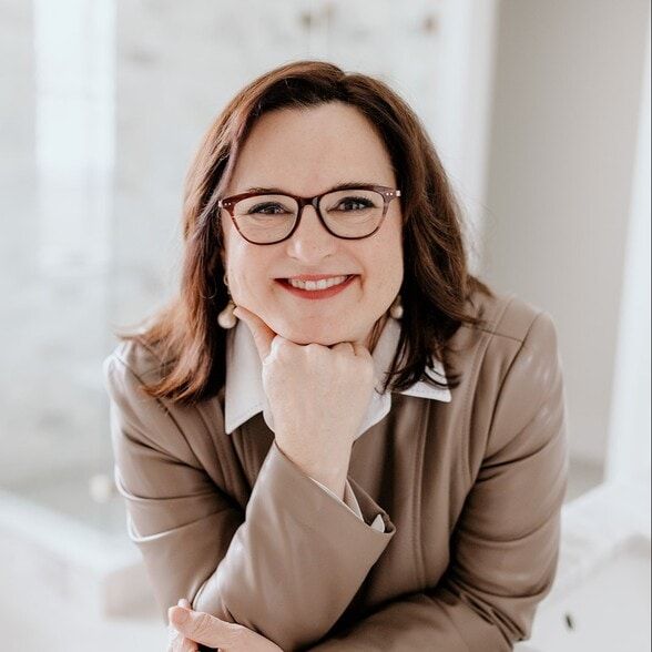 Land Listing Agent Photo