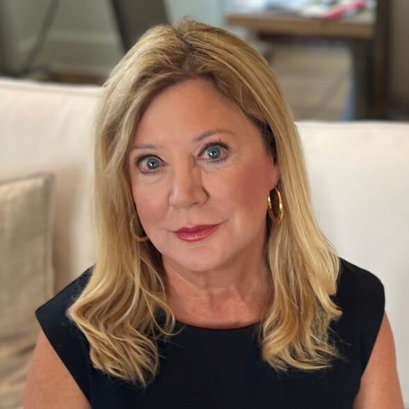 Land Listing Agent Photo