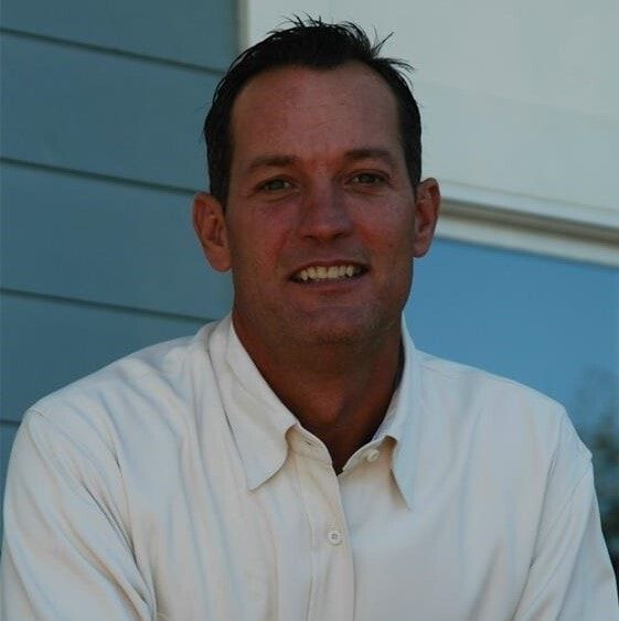 Land Listing Agent Photo