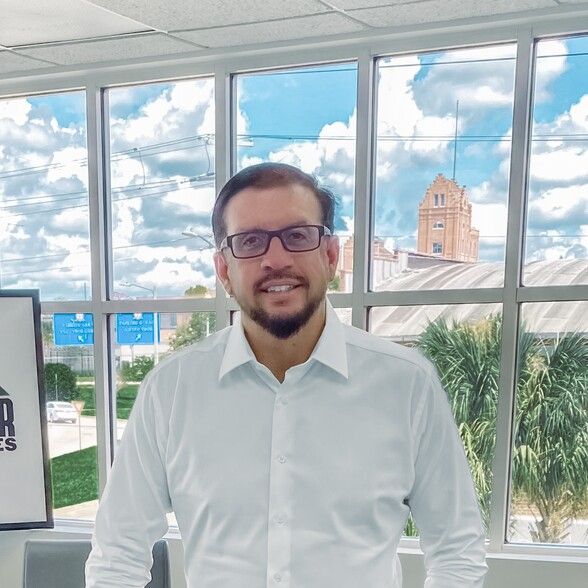 Land Listing Agent Photo