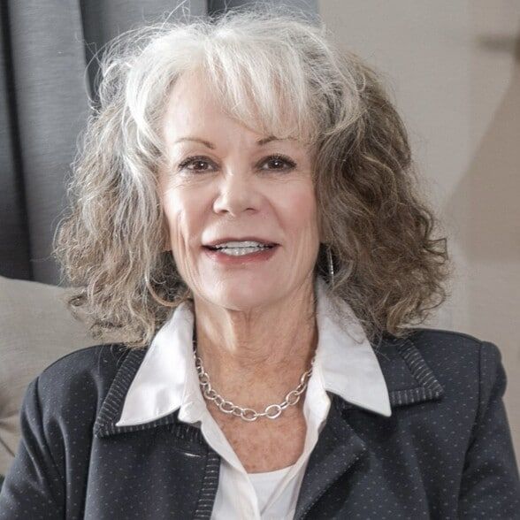 Land Listing Agent Photo