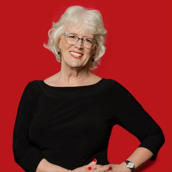 Land Listing Agent Photo