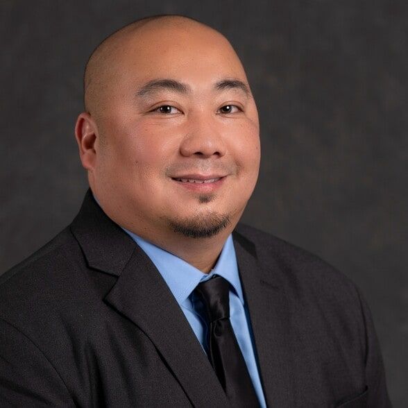 Land Listing Agent Photo