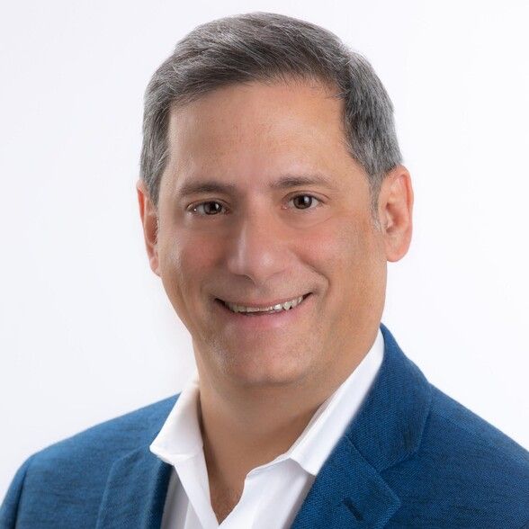 Land Listing Agent Photo