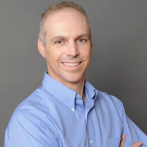 Land Listing Agent Photo