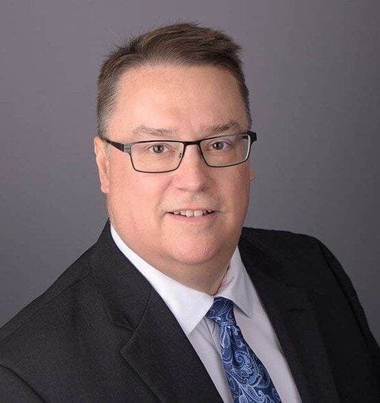 Land Listing Agent Photo