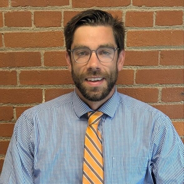 Land Listing Agent Photo