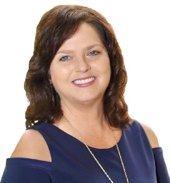 Land Listing Agent Photo