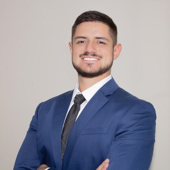 Land Listing Agent Photo