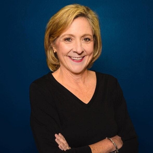 Land Listing Agent Photo