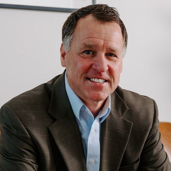 Land Listing Agent Photo