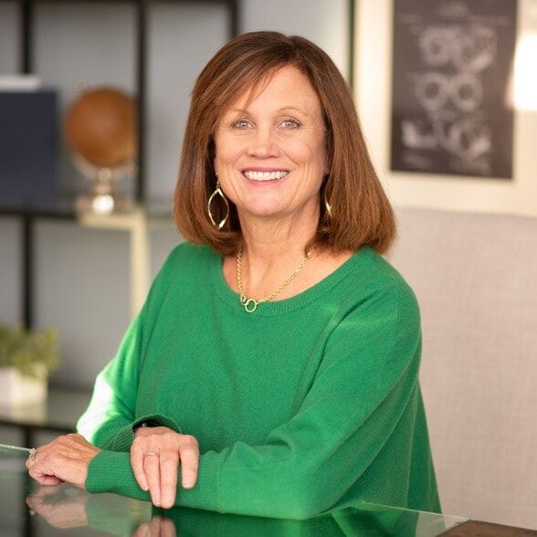 Land Listing Agent Photo