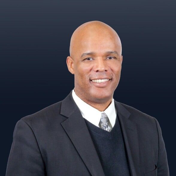 Land Listing Agent Photo