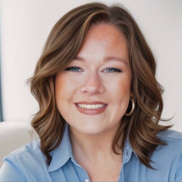 Land Listing Agent Photo