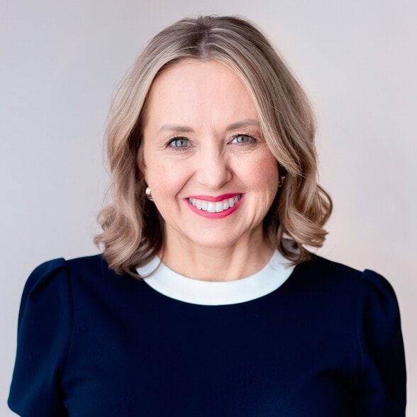 Land Listing Agent Photo