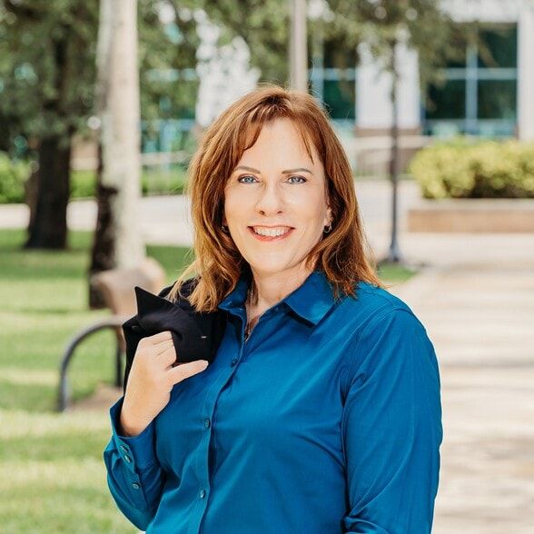 Land Listing Agent Photo