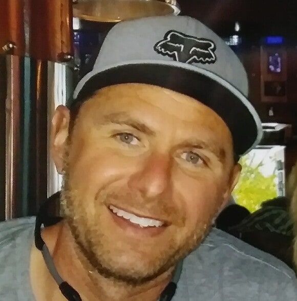 Land Listing Agent Photo