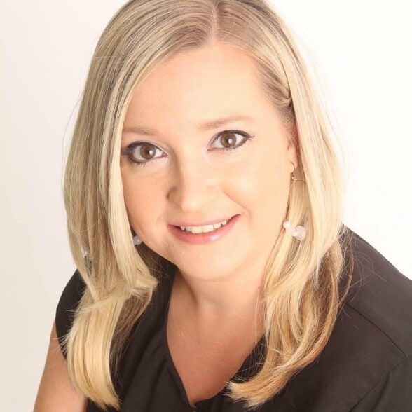 Land Listing Agent Photo