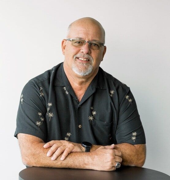 Land Listing Agent Photo